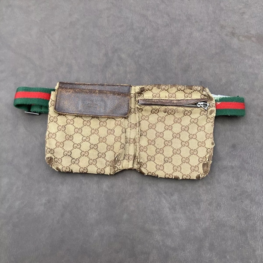 Gucci Crossbody/Side Pouch Bag